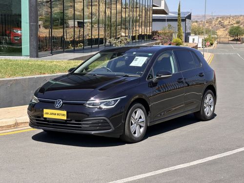 Volkswagen GOLF 8 TSI in Namibia