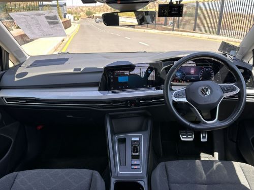 Volkswagen GOLF 8 TSI in Namibia