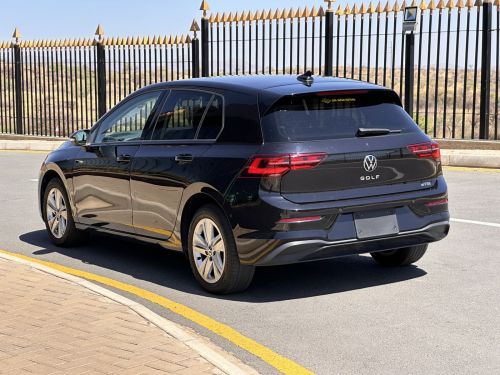 Volkswagen GOLF 8 TSI in Namibia
