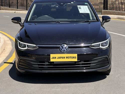 Volkswagen GOLF 8 TSI in Namibia