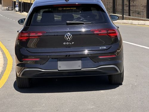 Volkswagen GOLF 8 TSI in Namibia