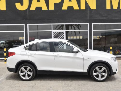 BMW X4 in Namibia