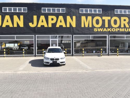 BMW 118d in Namibia