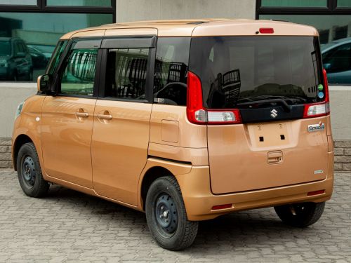 Suzuki SPACIA in Namibia