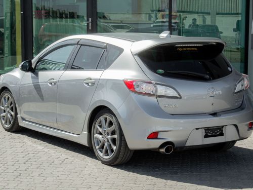 Mazda AXELA in Namibia