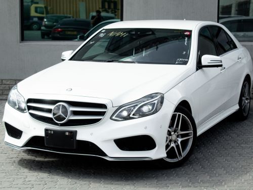 Mercedes-Benz E250 in Namibia