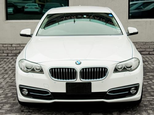 BMW 523d in Namibia