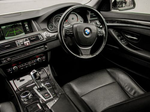 BMW 523d in Namibia