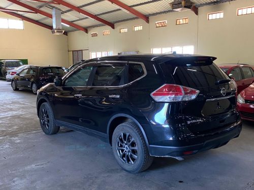 Nissan X-TRAIL in Namibia