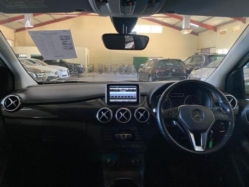 Mercedes-Benz B 180 CLASS in Namibia