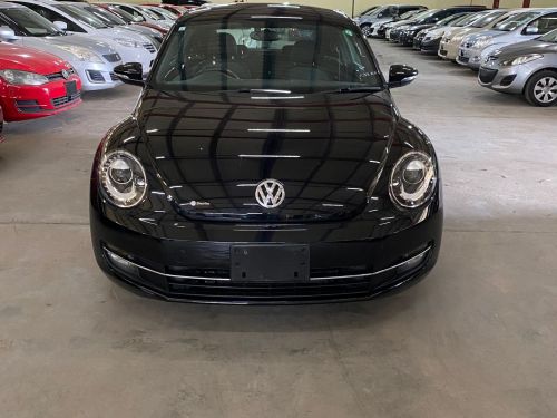 Volkswagen NEW BEETLE in Namibia