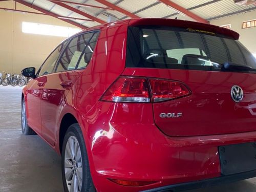 Volkswagen GOLF 7 TSI in Namibia