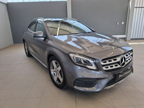 Mercedes-Benz GLA 250 in Namibia