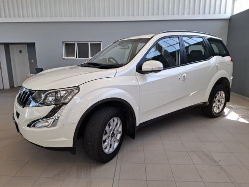Mahindra XUV 500 W8 in Namibia