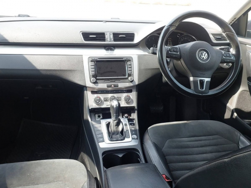 Volkswagen Passat 2.0 Tsi DSG 4 Door in Namibia