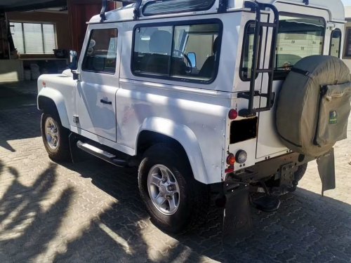 Land Rover Defender 90 2.2 Puma Td4 man in Namibia