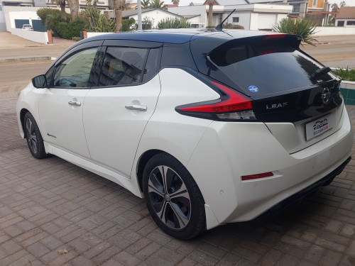 Nissan Leaf Zero Emmission electrical a/t 5 Door in Namibia