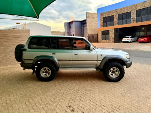 Toyota Land Cruiser J80 4500 EFI in Namibia
