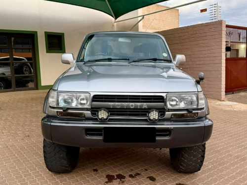 Pre-owned Toyota Land Cruiser J80 4500 EFI for sale in 
