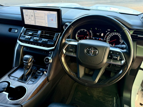 Toyota Land Cruiser 300 in Namibia