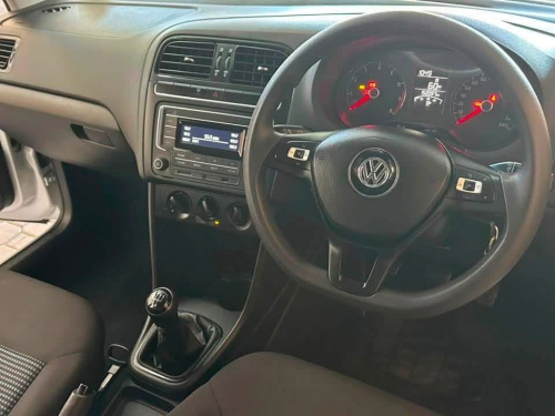 Volkswagen Polo Vivo Comfortline in Namibia