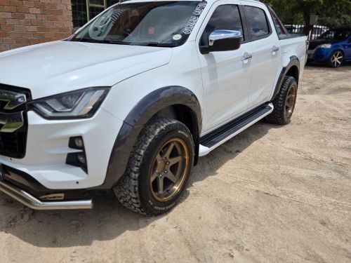 Isuzu D-Max LSE in Namibia