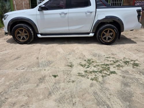 Isuzu D-Max LSE in Namibia