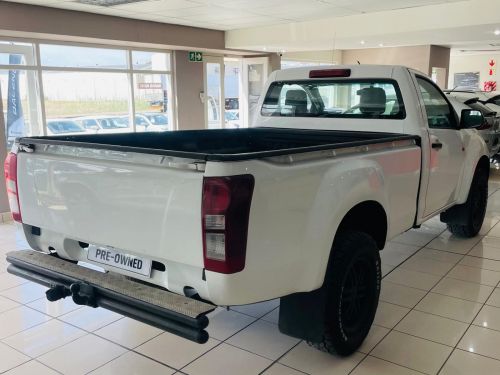 Isuzu KB 250 in Namibia