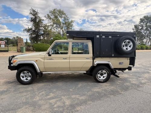 Toyota Toyota Landcruiser V8 Double Cab Diesel 4x4 in Namibia