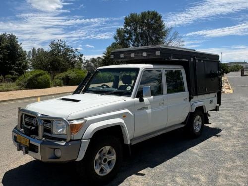 Toyota Toyota Landcruiser V8 Double Cab Diesel 4x4 in Namibia