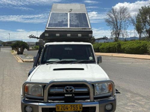 Toyota Toyota Landcruiser V8 Double Cab Diesel 4x4 in Namibia