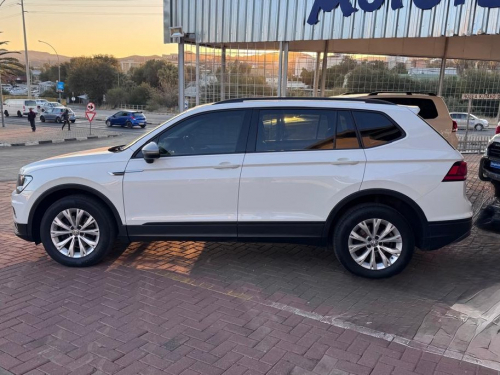 Volkswagen Tiguan Allspace 1.4 TSI Trendline DSG (110kW) in Namibia