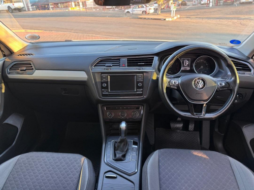 Volkswagen Tiguan Allspace 1.4 TSI Trendline DSG (110kW) in Namibia