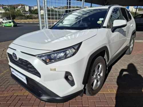 Toyota Rav 4 2.0 GX CVT in Namibia