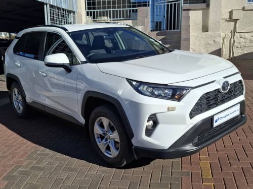 Toyota Rav 4 2.0 GX CVT in Namibia