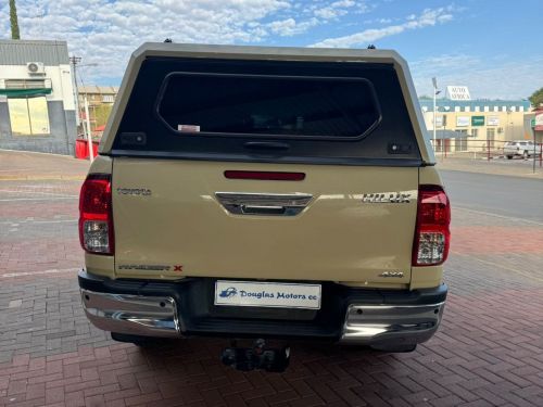 Toyota Hilux 2.4 X-Raider GD-6 4X4 D/C in Namibia