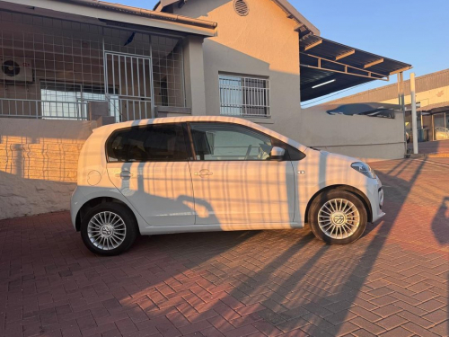 Volkswagen UP 1.2 in Namibia