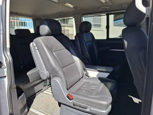 Volkswagen T5 Caravelle 2.0 BiTDi DSG 4MOT in Namibia