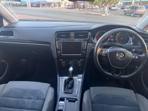 Volkswagen Golf 7 1.4 TSI Comfortline DSG in Namibia