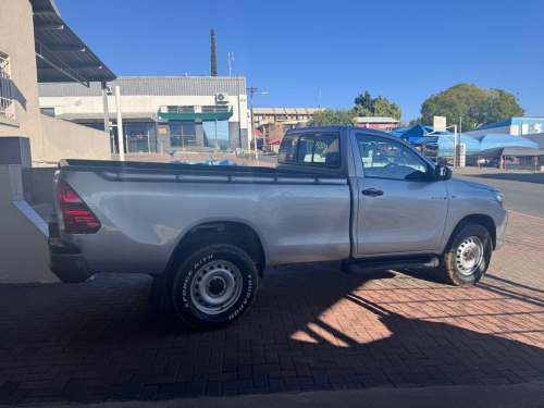 Toyota Hilux 2.4 GD-6 RB SRX Single Cab in Namibia