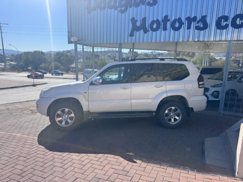 Toyota Prado VX 4.0 V6 A/T in Namibia