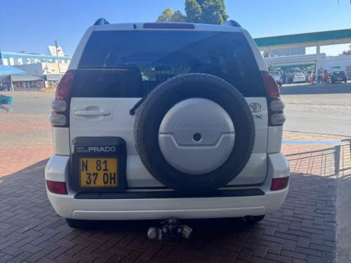 Toyota Prado VX 4.0 V6 A/T in Namibia