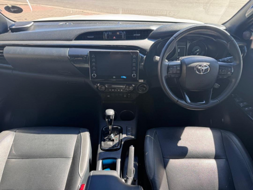 Toyota Hilux 2.8 GD-6 RB Legend 4X4 A/T P/U D/C in Namibia