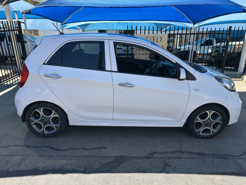 Kia Picanto 1.2L EX in Namibia