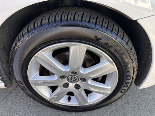 Volkswagen POLO 1.6 HB in Namibia