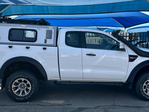 Ford Ford Ranger  3.2 Super-cab 4x4 in Namibia