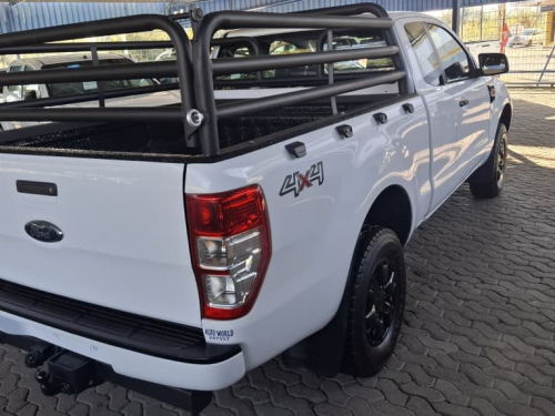 Ford RANGER 2.2 XL 4X4 EXT CAB MAN in Namibia