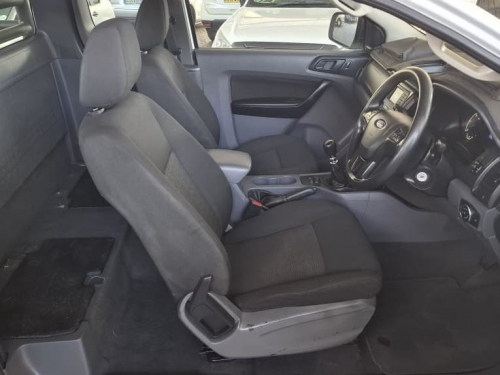 Ford RANGER 2.2 XL 4X4 EXT CAB MAN in Namibia