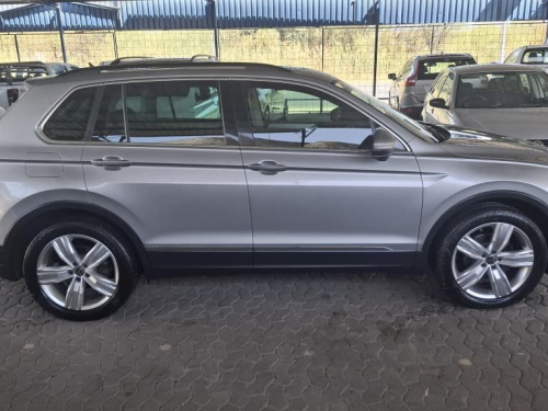 Volkswagen TIGUAN 1.4 TSI COMFORTLINE DSG in Namibia