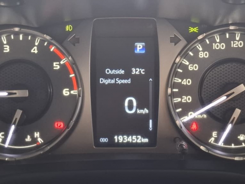 Toyota HILUX 2.4 GD6 RAIDER 4X2 S/CAB AUTO in Namibia